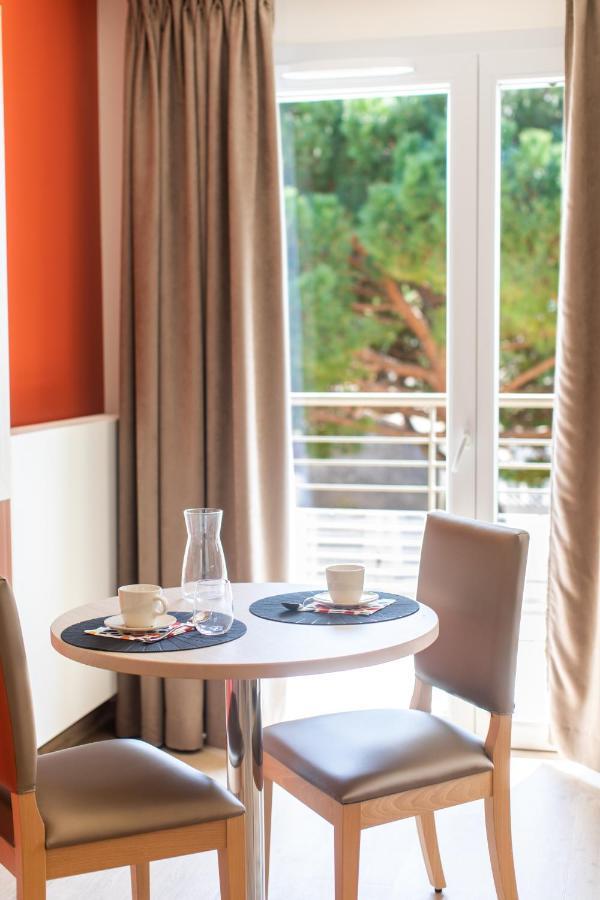 Zenao Frejus Aparthotel Kültér fotó